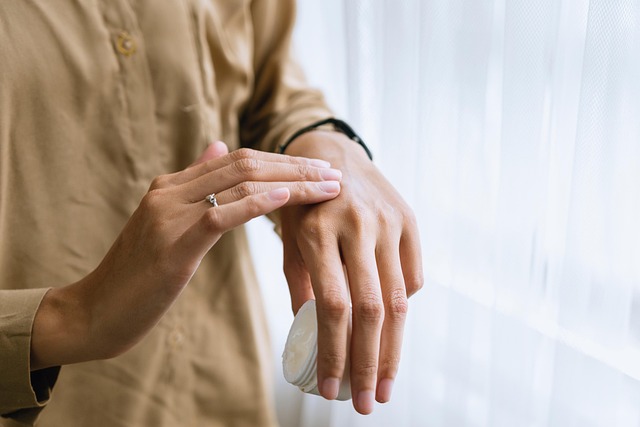Science-Backed Strategies for Aging Gracefully: Tips to Support Healthy Skin at Any Age